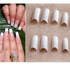 Tips para uñas color blanco y modelo de uñas en estilo frances